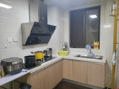 3室2廳2陽(yáng)臺(tái) 俊發(fā)盛唐城星河郡(一期)