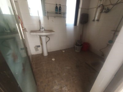 3室2廳2陽臺(tái) 葡萄街區(qū)天宇花園