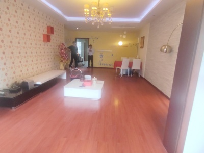 4室2廳1陽臺 新亞洲星體花園南區(qū)