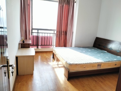 2室2廳 圣世一品