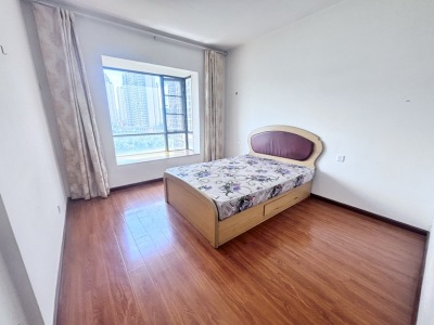 3室2廳1陽臺 潤城一區(qū)