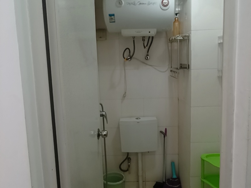 1室1陽臺 天驕北麓南區(qū)衛(wèi)生間