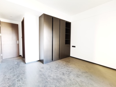 4室2廳1陽(yáng)臺(tái) 美的云璟