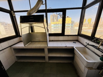 3室2廳1陽臺 船房小區(qū)