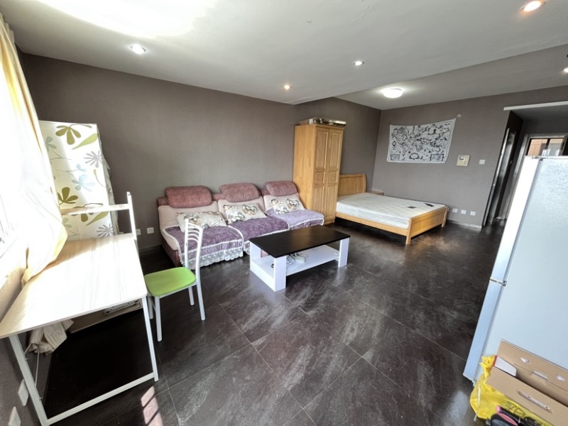 1室1廳1陽臺 濱江俊園回遷組團(tuán)客廳