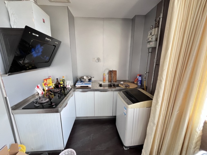 1室1廳1陽臺 濱江俊園回遷組團(tuán)廚房