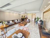 4室2廳2陽臺 珊瑚郡天泰客廳