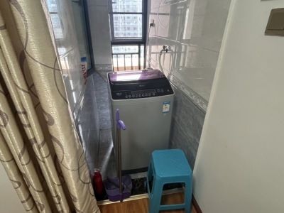 3室2廳2陽臺(tái) 巨和齊泰城