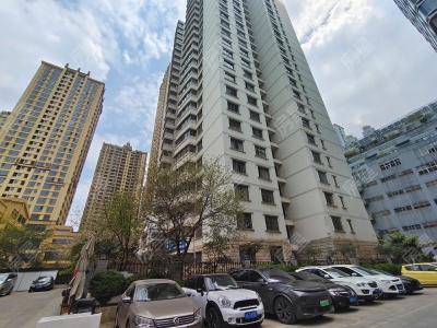 3室2廳2陽(yáng)臺(tái) 地礦局經(jīng)濟(jì)適用房