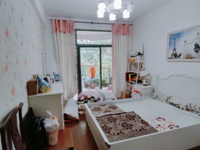 4室2廳2陽(yáng)臺(tái) 艾詩(shī)林根