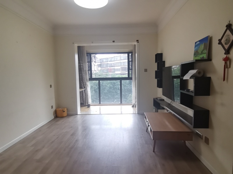 2室2廳1陽臺 融城優(yōu)郡客廳