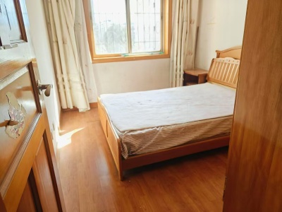 3室2廳 新迎小區(qū)十二組團(tuán)