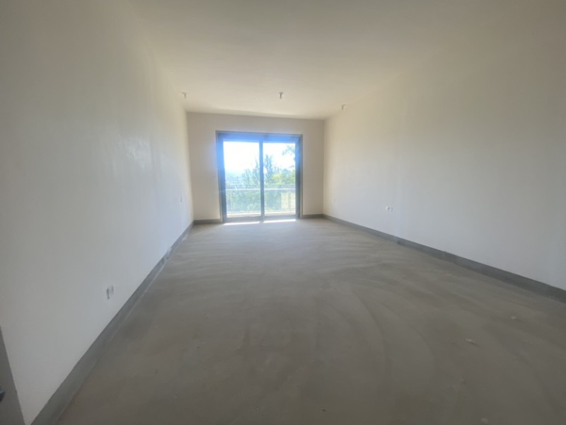 5室3廳2陽臺(tái) 華夏四季二期臥室