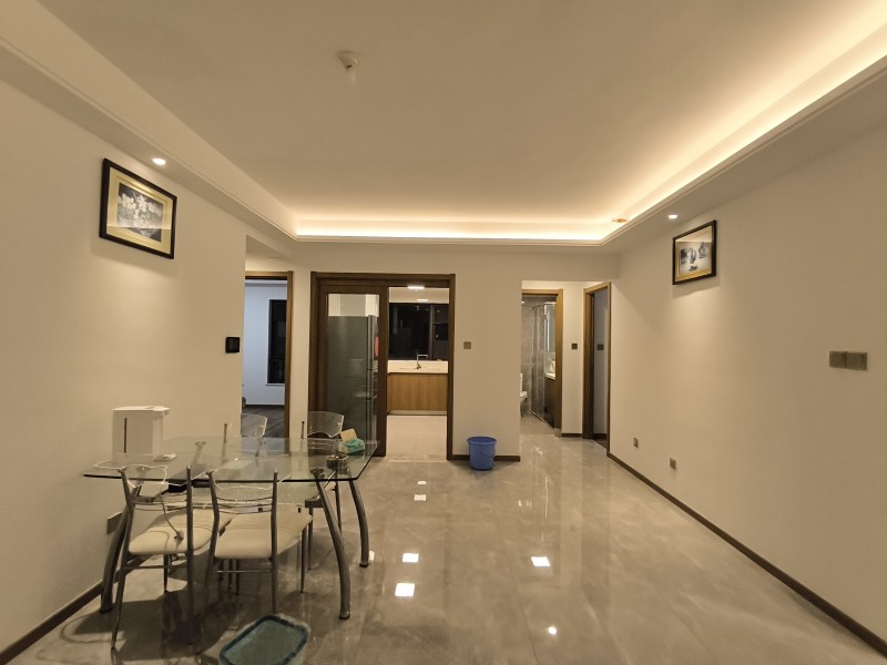 4室2廳2陽臺(tái) 俊發(fā)城茉莉苑餐廳