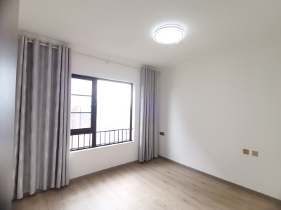 3室2廳1陽臺 俊發(fā)盛唐城長安郡(三期)