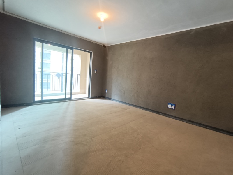 4室2廳2陽臺(tái) 融創(chuàng)春風(fēng)十里A8&amp;A13地塊客廳