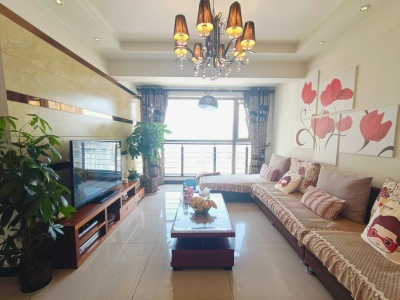 3室2廳1陽臺 候谷花園客廳