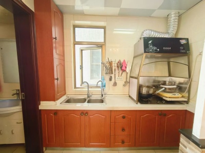 3室2廳1陽臺 候谷花園廚房