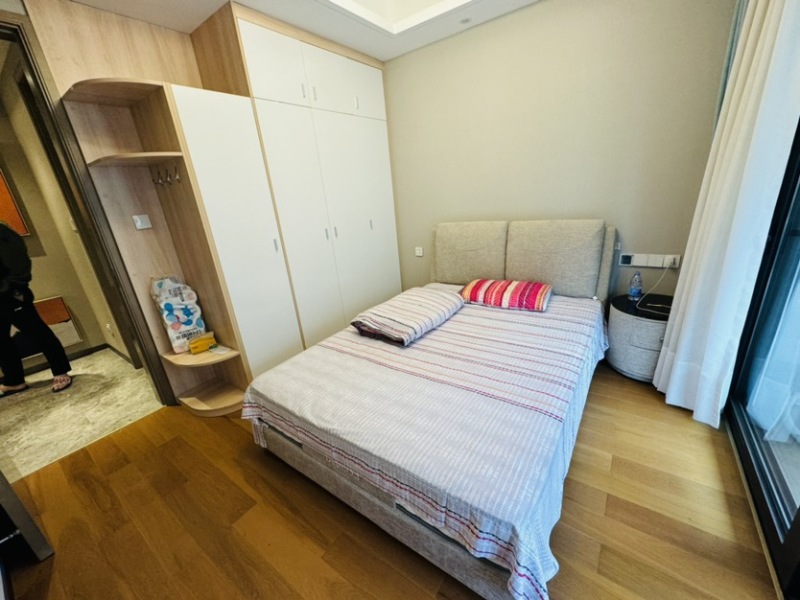 4室2廳2陽臺 華夏四季一期臥室