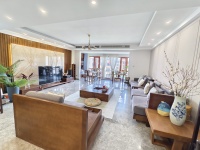 4室2廳2陽臺 珊瑚郡天泰客廳