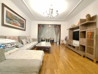 4室2廳1陽(yáng)臺(tái) 拓東大城二期客廳