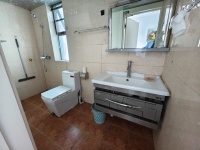 2室1廳1陽臺(tái) 候谷花園衛(wèi)生間