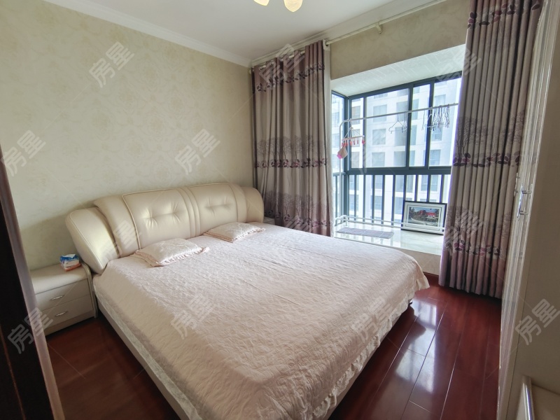 3室2廳1陽(yáng)臺(tái) 未名城A2臥室