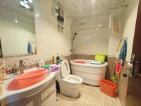 3室2廳1陽臺 候谷花園衛(wèi)生間