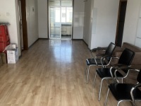 4室2廳2陽臺 愛地花園客廳