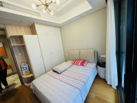 4室2廳2陽臺 華夏四季一期臥室