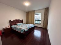 4室2廳2陽(yáng)臺(tái) 金域緹香臥室