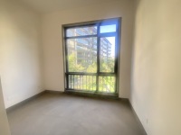 5室3廳2陽臺(tái) 華夏四季二期臥室