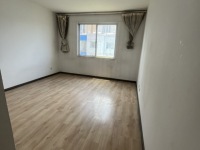 4室2廳2陽臺 愛地花園臥室