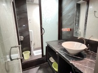 1室1廳1陽臺 濱江俊園回遷組團(tuán)衛(wèi)生間