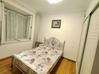 4室2廳1陽(yáng)臺(tái) 拓東大城二期臥室