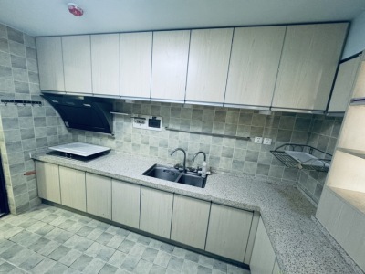 2室1廳1陽(yáng)臺(tái) 葡萄街區(qū)天宇佳苑