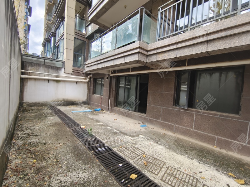 中建龙熙壹号一期自家花园