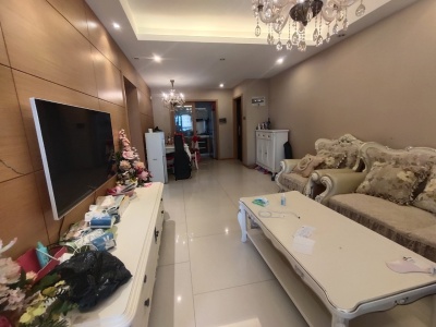 3室2廳2陽臺 七彩俊園