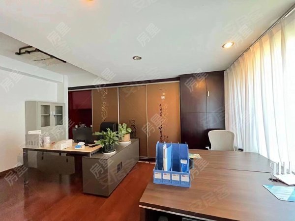 5室3廳3陽臺 滇池高爾夫別墅別墅餐廳