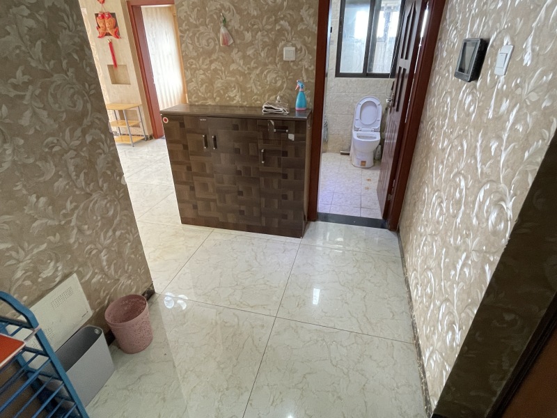 3室2廳 俊發(fā)盛唐城門廳