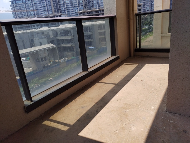 4室2廳2陽臺 昆明融創(chuàng)文旅城九云府南區(qū)陽臺