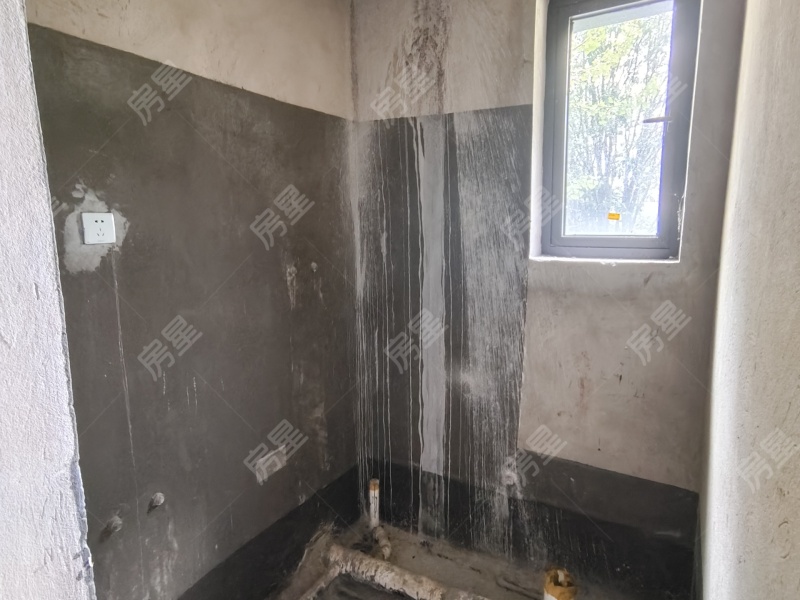 中建龙熙壹号一期卫生间
