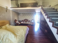 4室2廳2陽臺 香檳小鎮(zhèn)別墅臥室