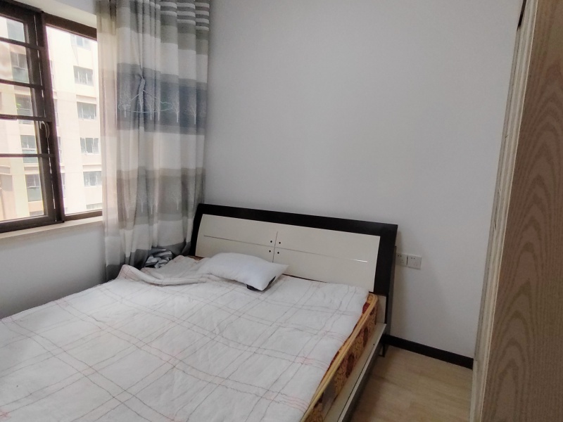 3室2廳1陽臺 保利中心臥室