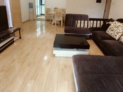 3室2廳2陽臺(tái) 第三城丹槿園