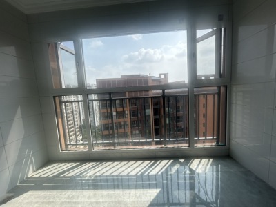 3室2廳1陽臺 海倫堡中央廣場