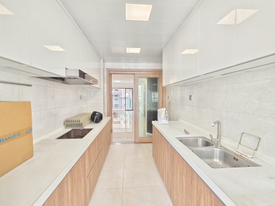 4室2廳3陽臺 俊發(fā)盛唐城長安郡(三期)