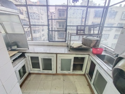 2室2廳1陽臺 頤園里