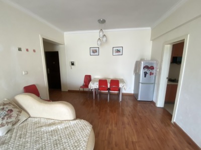 1室2廳1陽(yáng)臺(tái) 書(shū)香門(mén)第