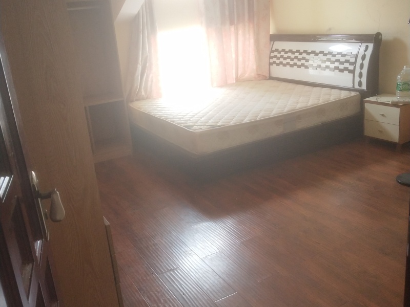 6室3廳3陽臺(tái) 南方公園臥室